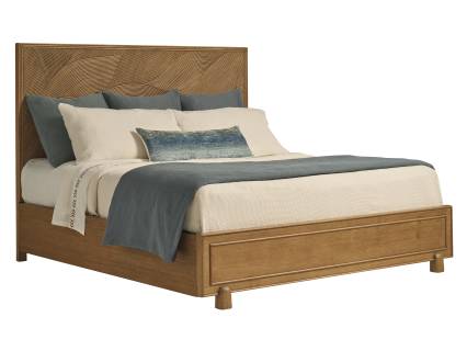 Palm Cay Pencil Rattan Bed